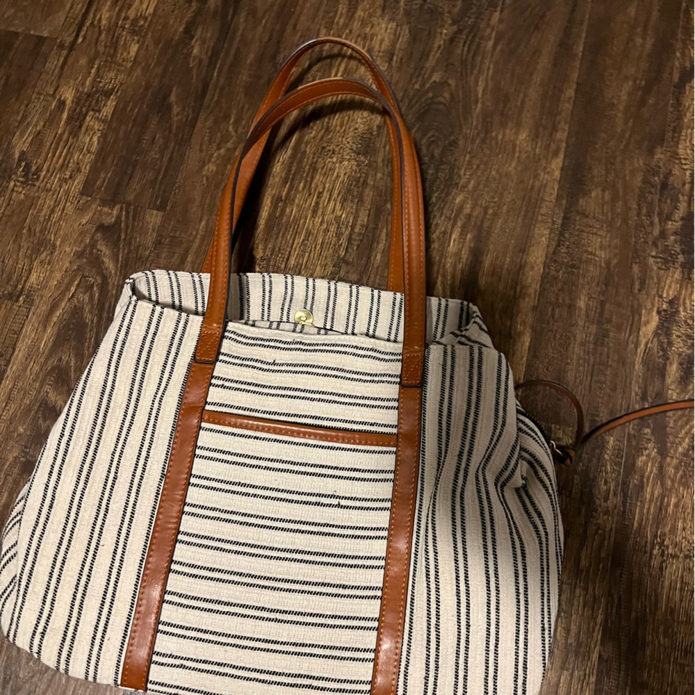 ROOMY 3 section bag!